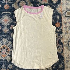 Gap sleeveless tee, NWT!